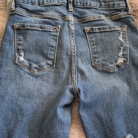 DONATED - Picture 6 of 7